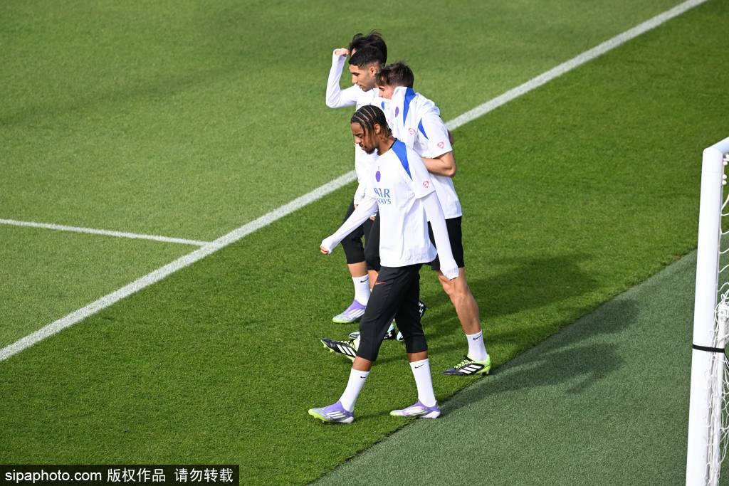 法甲第7轮精彩瞬间：努诺-门德斯任意球背后的技巧与训练秘密！